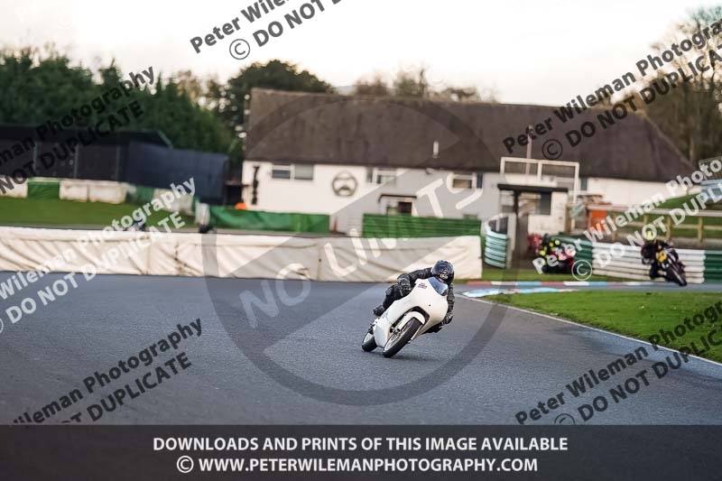 enduro digital images;event digital images;eventdigitalimages;mallory park;mallory park photographs;mallory park trackday;mallory park trackday photographs;no limits trackdays;peter wileman photography;racing digital images;trackday digital images;trackday photos